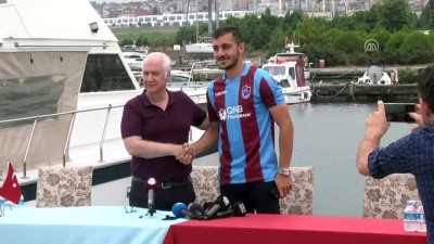 yat limani - Trabzonspor, İranlı futbolcu Hosseini'yi renklerine bağladı - TRABZON  Videosu