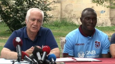 imza toreni - Trabzonspor'da Zargo Toure sözleşme imzaladı -1-  Videosu