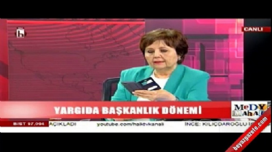 Ayşenur'dan Berna'ya destek 