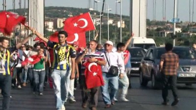 muhalefet -  Gezi olaylarında gözaltına alınan bayrak satıcısına beraat  Videosu