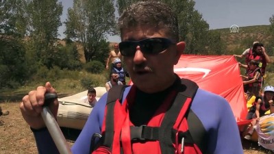 katliam - Raftingciler 'Başbağlar Katliamı' şehitlerini andı - ERZİNCAN Videosu