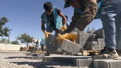 yol calismasi - Görevlendirme yapılan belediye hizmeti katladı - ŞANLIURFA  Videosu