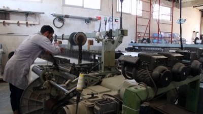 hayirseverler -  - İHH'dan Suriye'ye 15 ton sargı bezi  Videosu