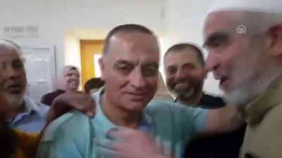 mahkeme binasi - Şeyh Raid Salah tahliye edildi - HAYFA Videosu