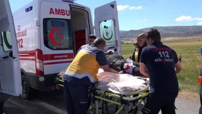 kisla - Sivas'ta trafik kazası: 1 ölü, 2 yaralı Videosu