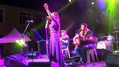  Afyonkarahisar Hocalar ilçesinde Uğur Işılak konser verdi 