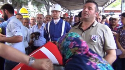 adli tip kurumu -  Kazada şehit olan Astsubay Boztoprak Çorlu’da toprağa verildi  Videosu