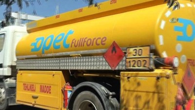 eglence kulubu -  Lüks yata 9 tankerle 700 bin liralık akar yakıt yüklendi  Videosu