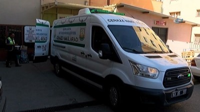  Devrilen traktörün altında kalan çiftçi öldü 