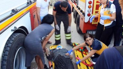 hatali sollama -  İzmit-Kandıra yolunda zincirleme kaza: 9 yaralı Videosu