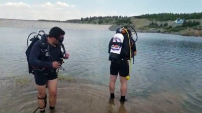 agir yarali -  Oynamak için gölete giden kardeşlerden biri boğuldu diğerini balık tutan vatandaşlar kurtardı Videosu