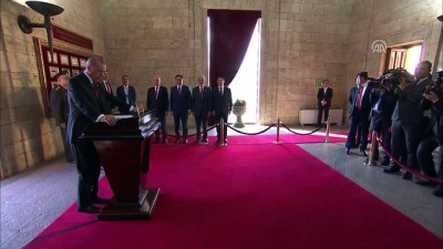 ay yildiz - Cumhurbaşkanı Erdoğan, Anıtkabir'i ziyaret etti (3) - ANKARA Videosu