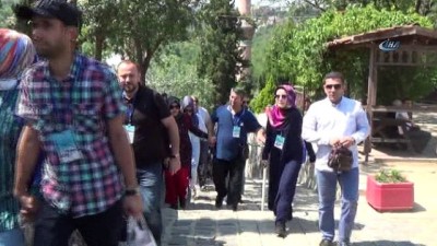 tasavvuf -  Dergahında, gelen ziyaretçilere Şeyh Edebali Hazretleri canlandırılıyor  Videosu