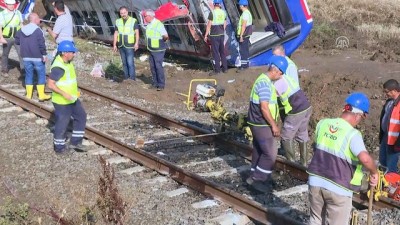 tren kazasi - Tren kazası - Enkaz kaldırma ve onarım çalışmaları - TEKİRDAĞ  Videosu