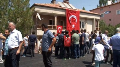  Eşi ve çocuğunu şehit veren Astsubay: 'Biz evlat katili değiliz. Kanlarını yerde bırakmayacağız' 