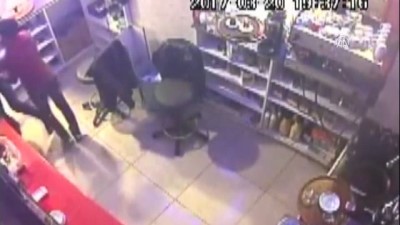adam yaralama - Kafedeki silahlı kavganın güvenlik kamerası görüntüleri - MALATYA  Videosu