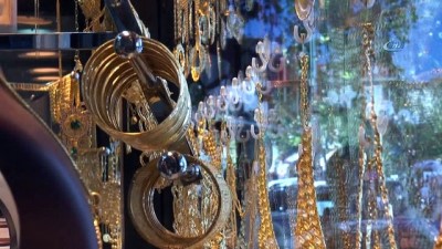 konferans -  Poşet dolusu altını lavabo ihtiyacı kurtardı  Videosu