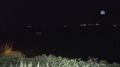 dalgic polis - Beylikdüzü Kavaklı Sahili açıklarında bir tekne battı- İSTANBUL  Videosu