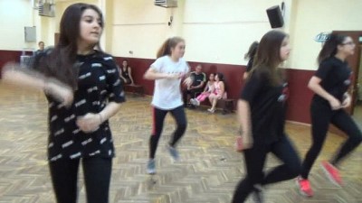 ulusal bayram -  Dans Trakya, başarıdan başarıya koşuyor  Videosu