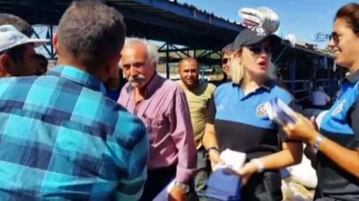 pazarci -  Hayvan pazarına giren polis ekipleri hem bilgilendirdi hem de pazarlık yaptı  Videosu