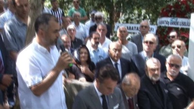 anma toreni - Beşiktaş’ın efsane başkanı mezarı başında anıldı  Videosu