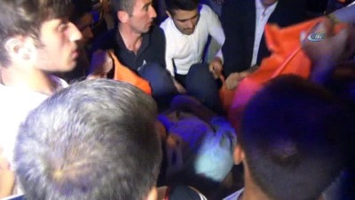 yolcu otobusu -  Bursa'da otobüs şarampole devrildi: Yaralılar var Videosu