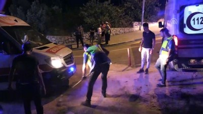 yolcu otobusu - Osmangazi'de otobüs devrildi: 1 ölü, 38 yaralı - BURSA Videosu