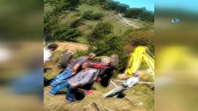 is makinesi -  Kastamonu’da devrilen traktörün altında kalan sürücü öldü Videosu