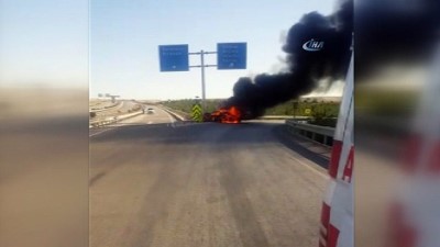 trol -  Bariyere çarpan lüks otomobil alev alev yandı  Videosu