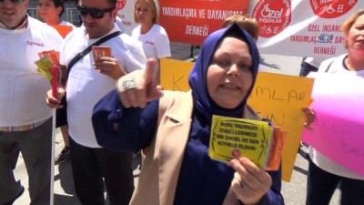 oturma eylemi -  Denizli’de engelli vatandaşlarda çıkartmalı protesto  Videosu