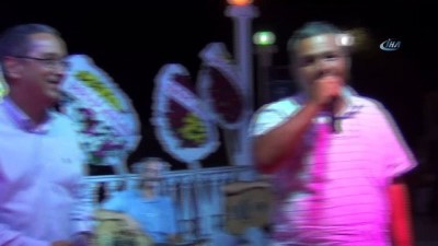 ses sanatcisi -  Ayvalık'ta 4. Geleneksel Engürü Sitesi Kültür Sanat Günleri TSM konseriyle başladı  Videosu