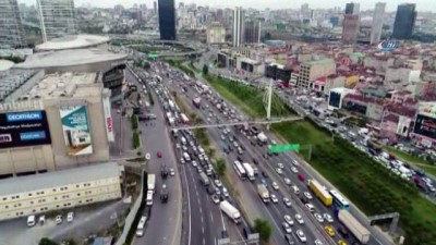 trafik yogunlugu -  Mahmutbey gişelerindeki bayram trafiği havadan görüntülendi Videosu