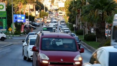 trafik yogunlugu - Turizm merkezi güzergahlarında bayram yoğunluğu - MUĞLA Videosu