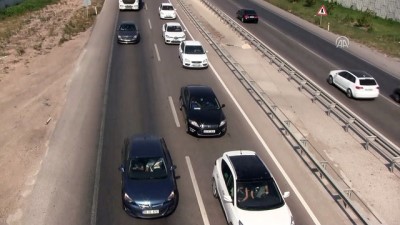 Bursa-İzmir karayolunda tatilci yoğunluğu - BURSA