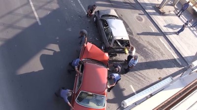 zincirleme kaza - Başkentte zincirleme trafik kazası  Videosu