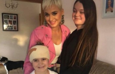beyin tumoru - Katy Perry konserini kaçıran 8 yaşındaki hayranını ziyaret etti!  Videosu