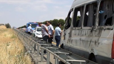 yolcu minibus -  - Şanlıurfa’da yolcu minibüsü devrildi: 14 yaralı  Videosu