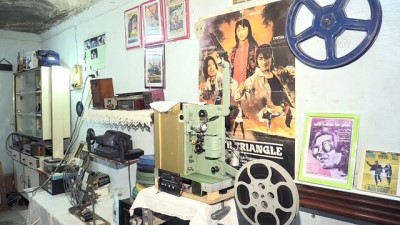 sinema salonu - Kerküklü sinema tutkunu evini müzeye çevirdi - KERKÜK  Videosu