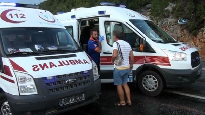 yagan -  Antalya’da 6 araç birbirine girdi: 11 yaralı Videosu