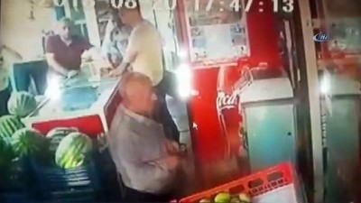 bicakli saldiri -  Eşi tarafından bıçaklanan kadın hayatını kaybetti  Videosu