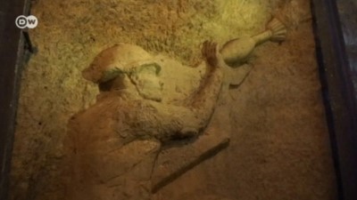 muhalifler - İç savaştan kalma tünellerden sanat galerisi  Videosu