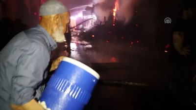 guvenlik onlemi - Şanlıurfa'da Oduncu Pazarı'nda yangın (2) Videosu