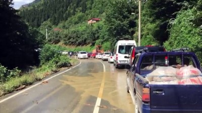 trafik yogunlugu - Şiddetli yağış - Maçka-Sümela yolunda iki noktada heyelan - TRABZON  Videosu