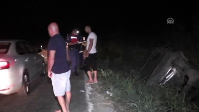 ticari arac - Trafik kazası: 4 yaralı - İZMİR  Videosu