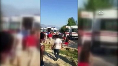 tur otobusu - Tur otobüsü şarampole devrildi: 20 yaralı - MUĞLA Videosu