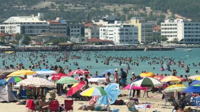bayram tatili - Çeşme'de bayram yoğunluğu - İZMİR Videosu