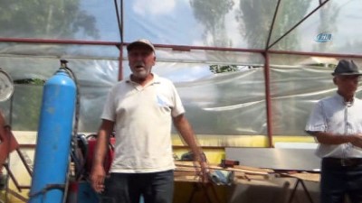  'Kutup kahramanı Gürsoy' Burdur'da özel tasarımlı bot yaptı 