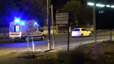 trafik polisi -   Diyarbakır'da trafik kazası meydana geldi... Kaza sonrası tarlaya uçan otomobilde 1'i ağır 4 kişi yaralandı Videosu