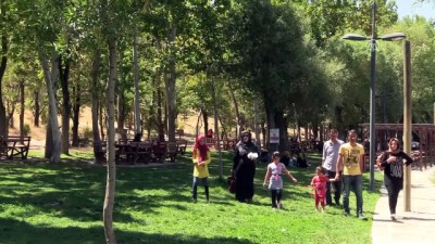golgeli - Şanlıurfa ile Malatya'da sıcak hava bunalttı  Videosu