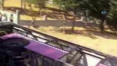 halk otobusu -  Sarıyer'de halk otobüsü devrildi  Videosu